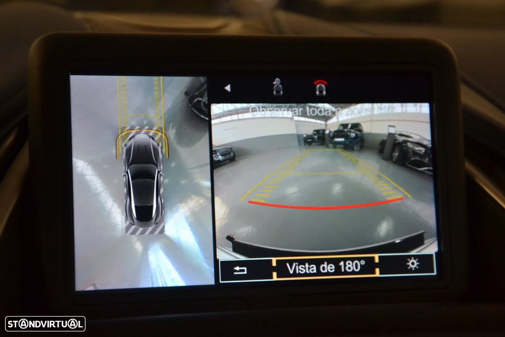 Aston Martin DB11 Coupé V12 Auto - 39