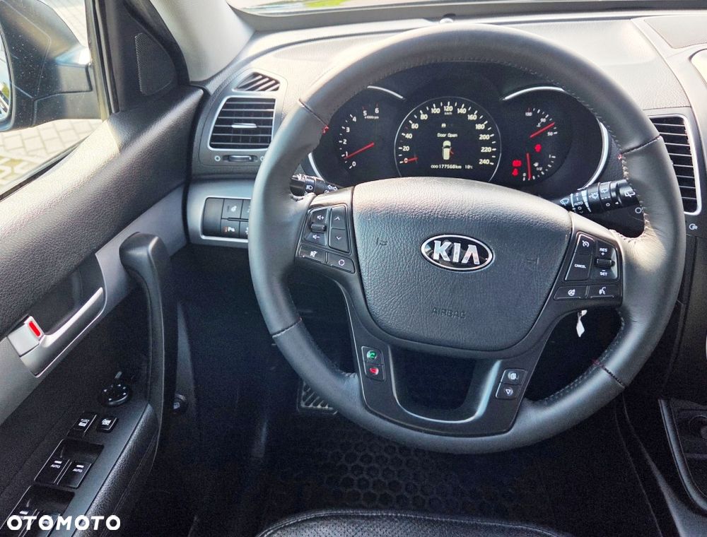Kia Sorento 2.0 CRDI XL 7os - 36
