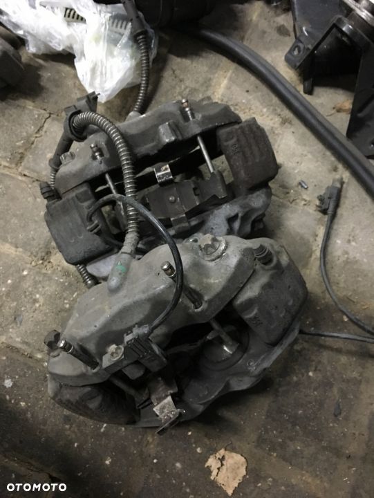 zacisk zaciski mercedes cl w216 w221 5.5 v8 kpl - 1