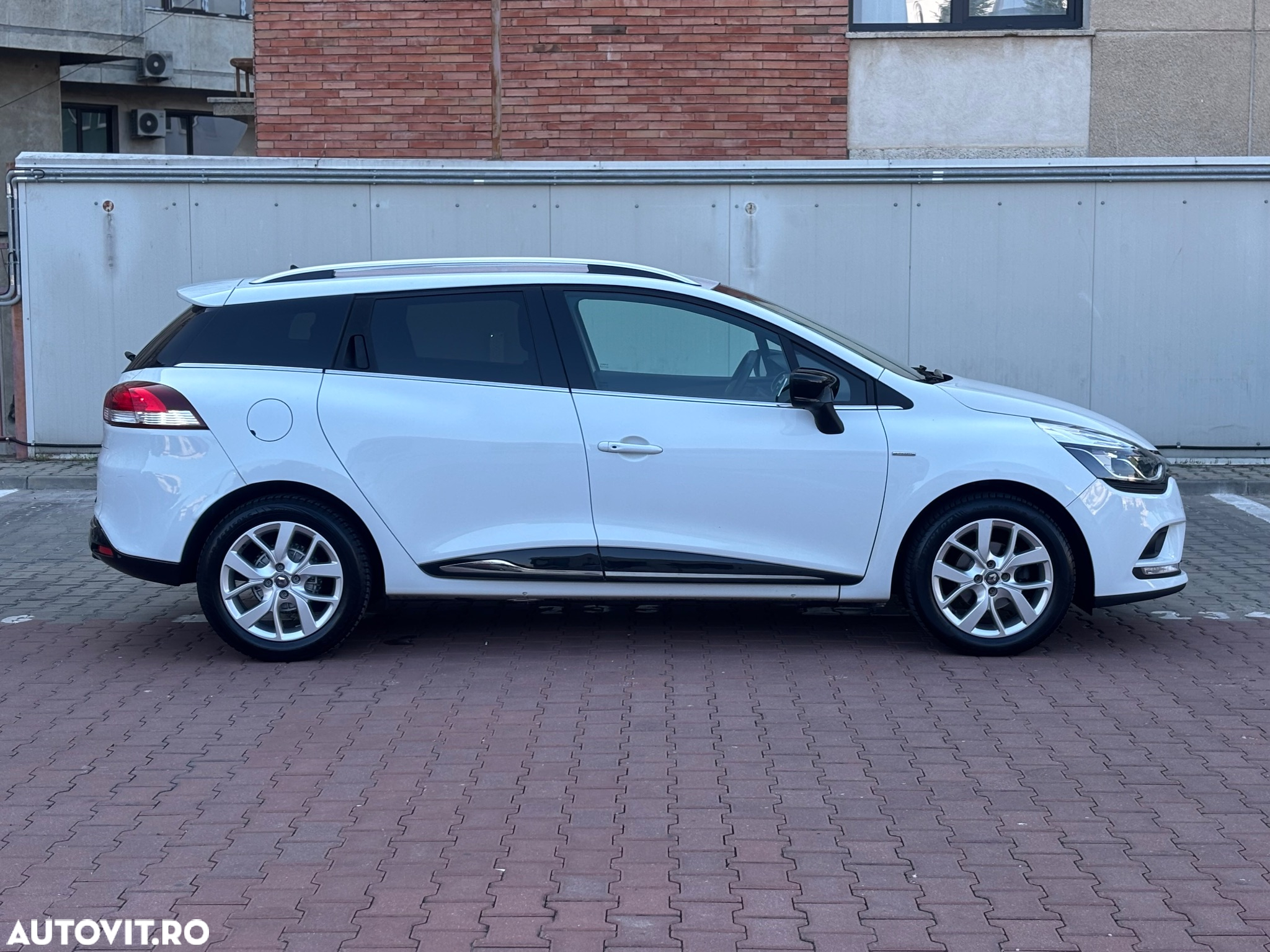 Renault Clio (Energy) TCe 90 Start & Stop LIMITED - 18