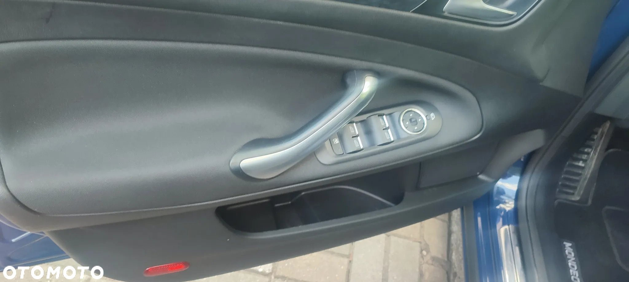 Ford Mondeo 1.6 T Ghia - 15