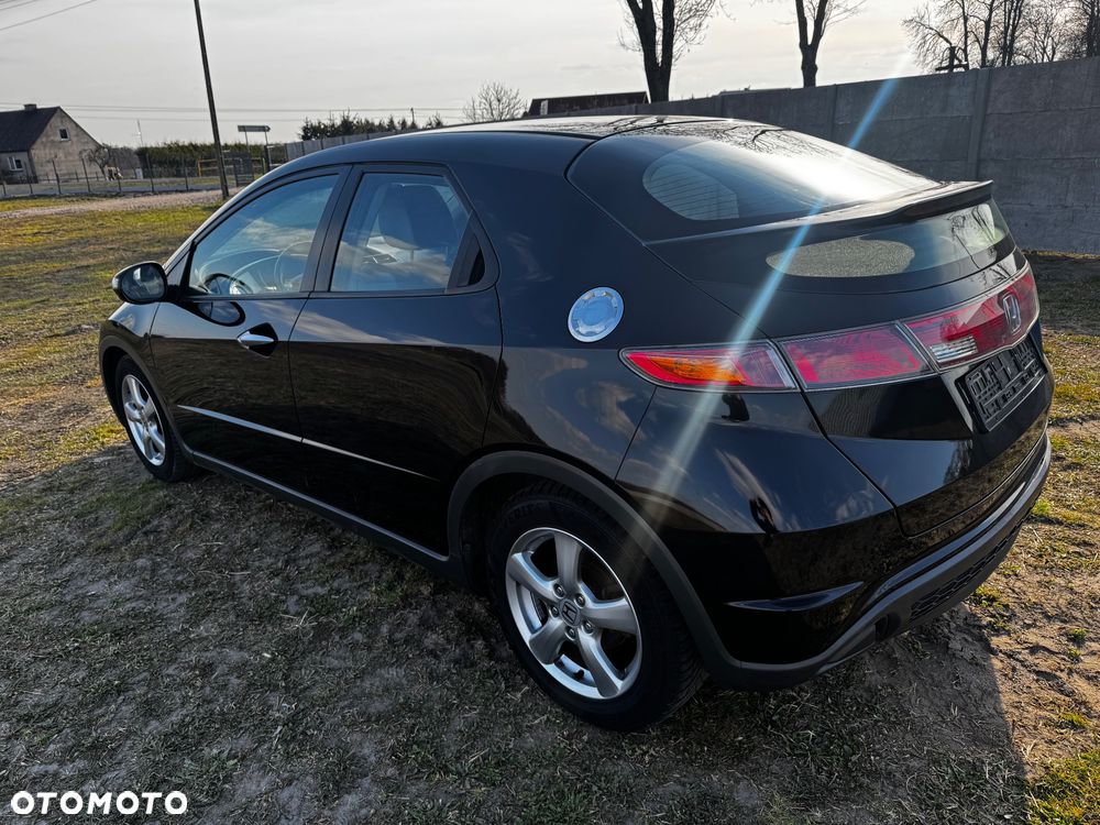 Honda Civic 1.4i-DSi - 4