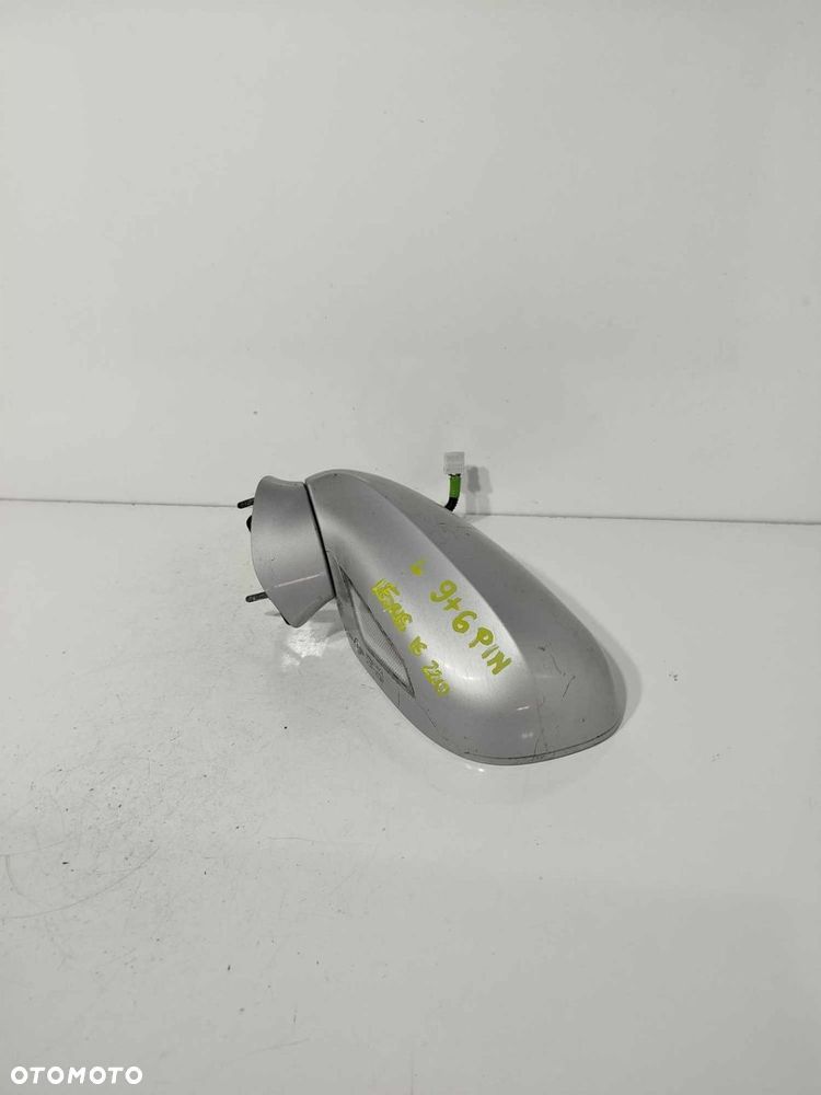 LUSTERKO LEWE PRZEDNIE PODŚWIETLANE LEXUS IS 220 15 PIN - 4