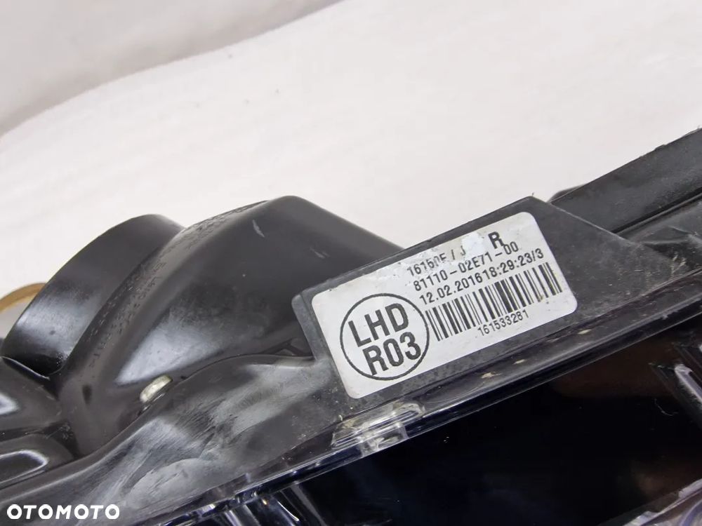 TOYOTA COROLLA E16 13- PRAWA LAMPA LED PRZEDNIA PRZÓD , NR 81110-02E71-00 , NR AUKCJI LL208 - 11