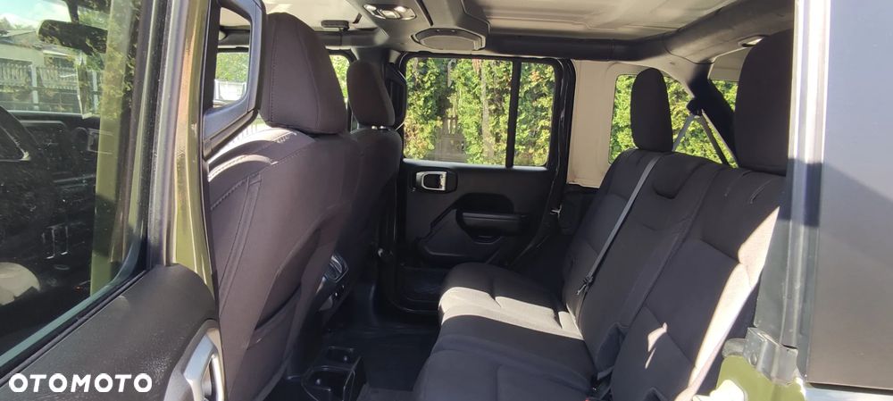 Jeep Wrangler 2.0 T-GDI Hardtop AWD Automatik Rubicon - 10