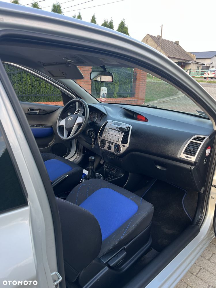 Hyundai i20 - 8