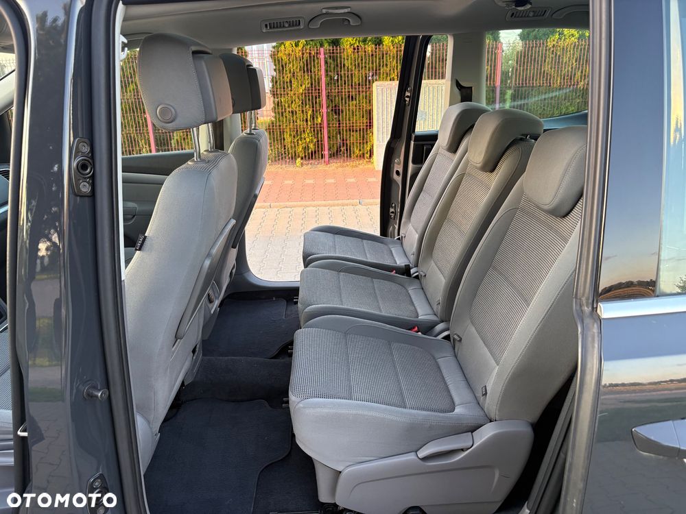 Volkswagen Sharan 2.0 TDI BlueMotion Technology Trendline - 22