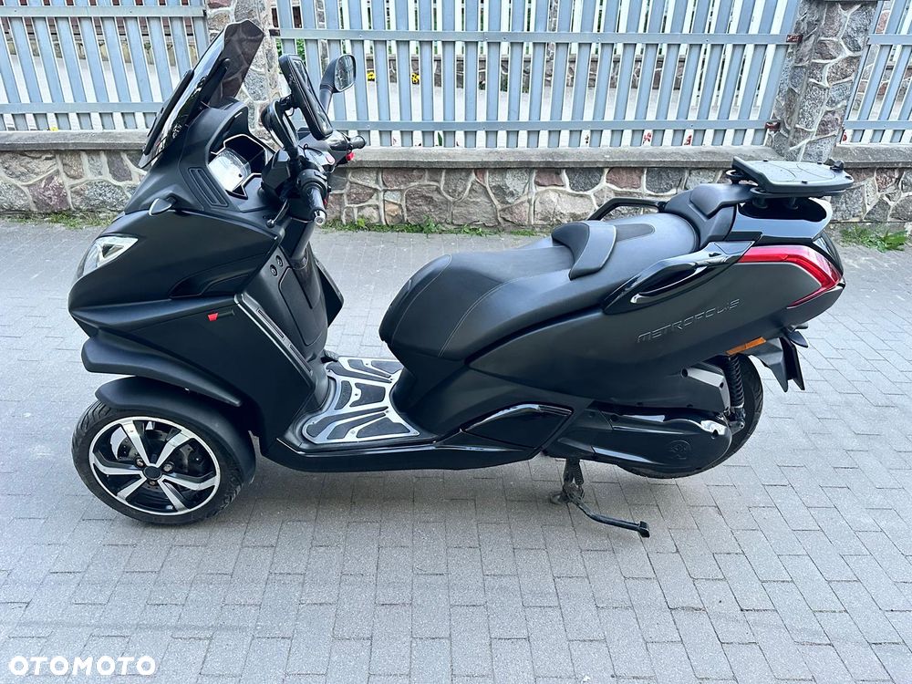 Peugeot Metropolis - 2