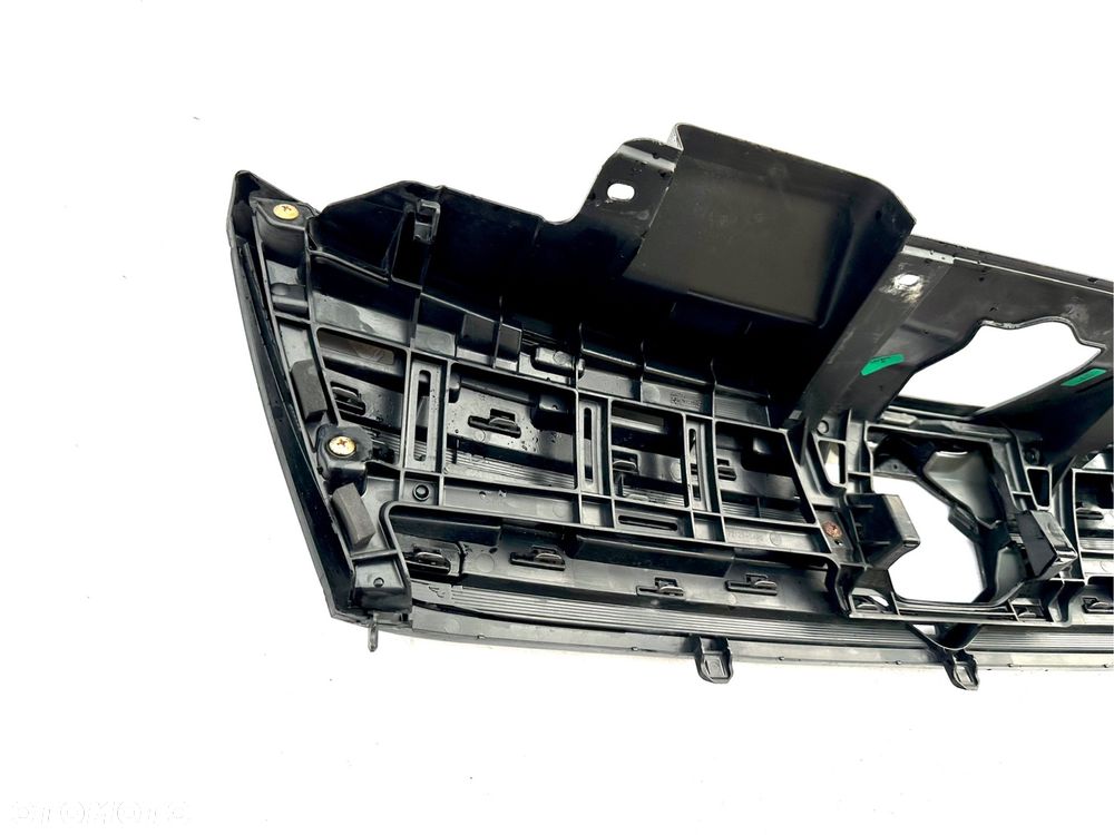 SUZUKI VITARA 3 III 2015 - ATRAPA GRILL WSPORNIK zderzak przód ORYGINAŁ OE - 10