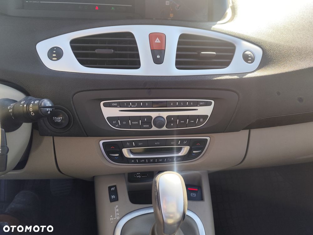 Renault Scenic dCi 150 FAP Luxe - 9