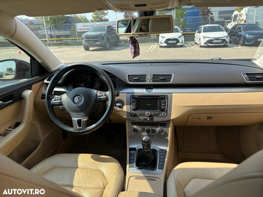 Volkswagen Passat 2.0 TDI 4Motion Comfortline - 13