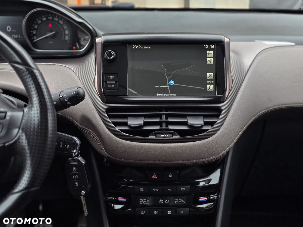 Peugeot 2008 - 22