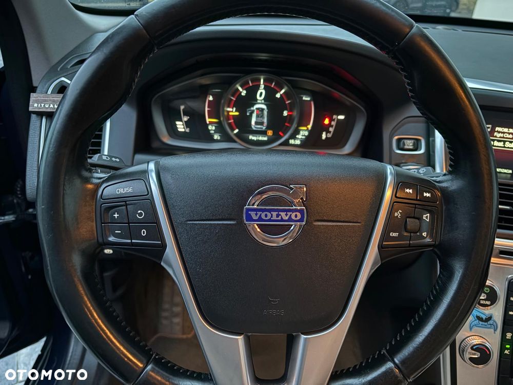 Volvo XC 60 D4 Geartronic Ocean Race - 23