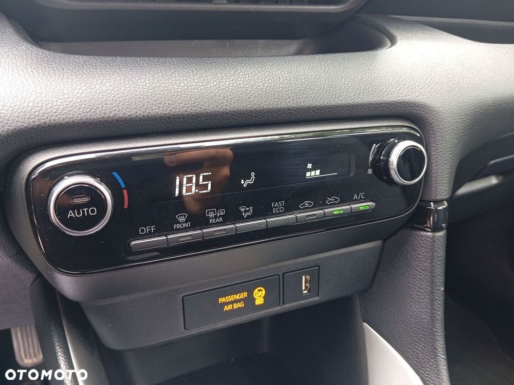Toyota Yaris Hybrid 1.5 Comfort - 17