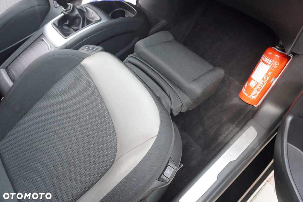Citroën C4 Grand Picasso e-HDi 115 Exclusive - 32