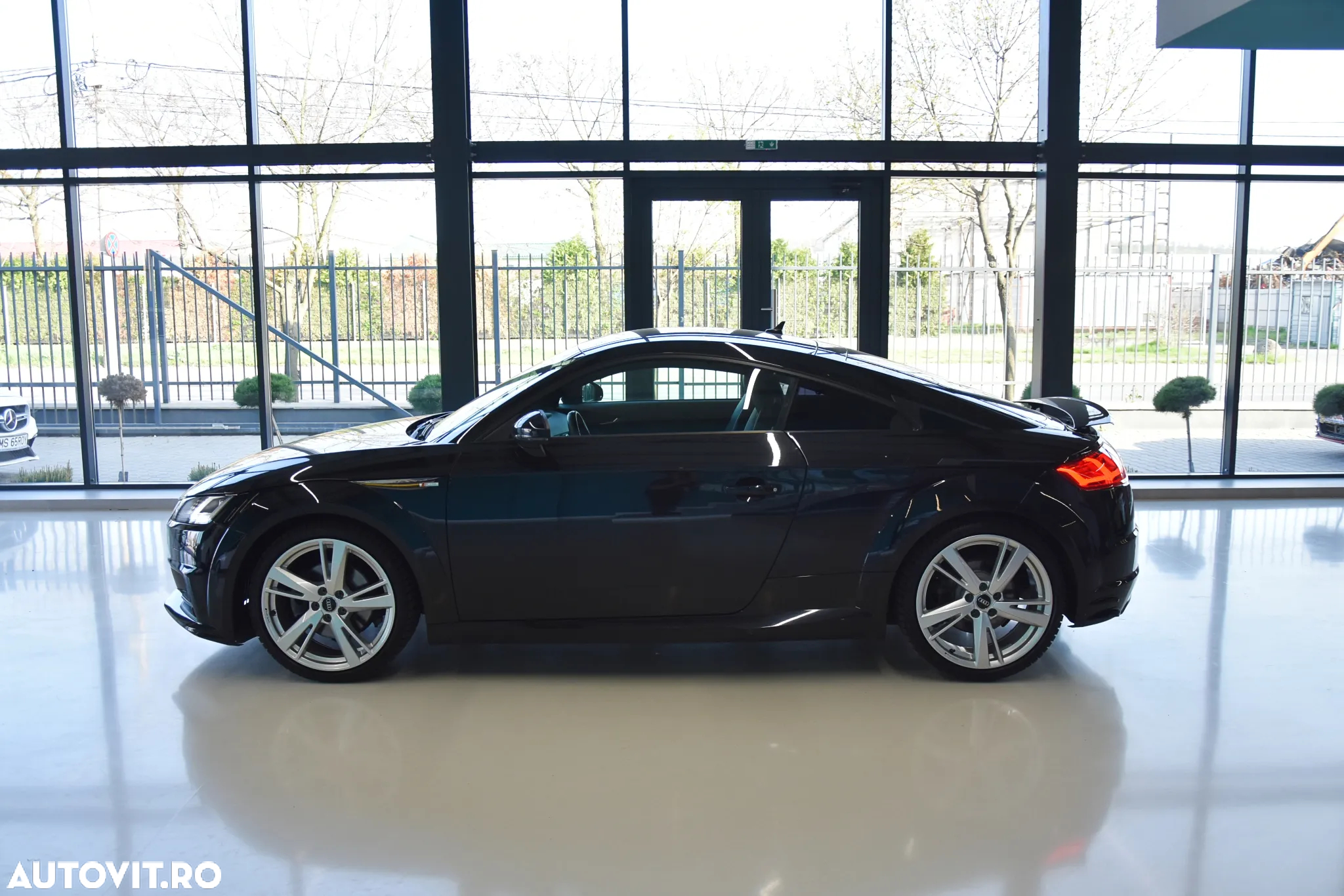 Audi TT Coupe 2.0 TFSI Stronic quattro - 10