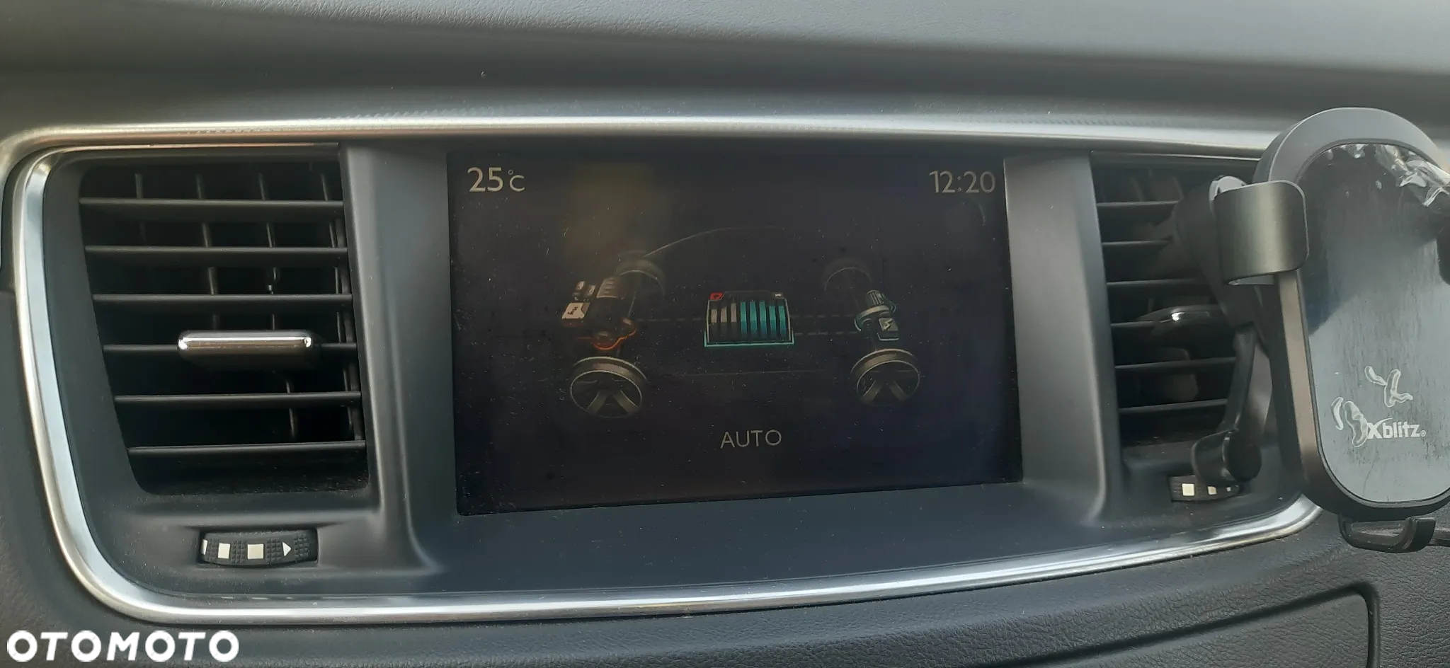 Peugeot 508 RXH 2.0 HDi HYbrid4 - 21