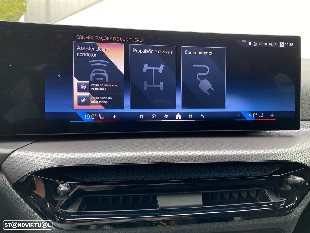 BMW i4 eDrive40 Pack Desportivo M Pro — fotografia 10