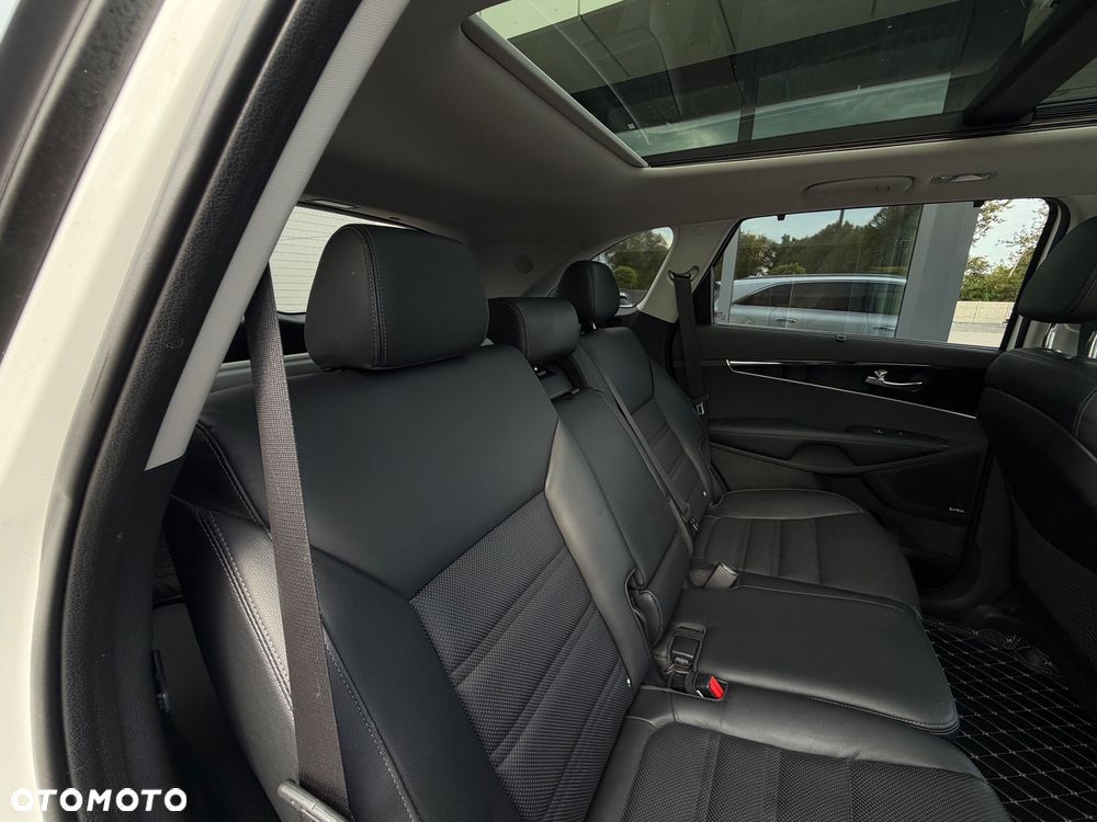 Kia Sorento 2.2 CRDi AWD Platinum Edition - 24