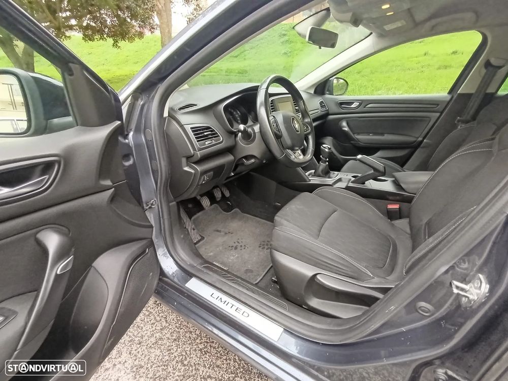 Renault Mégane Sport Tourer 1.5 Blue dCi Limited - 13