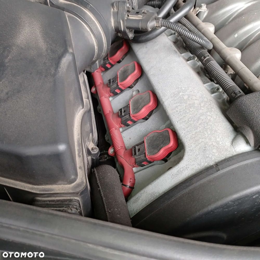 Audi A8 4.2 Quattro - 17