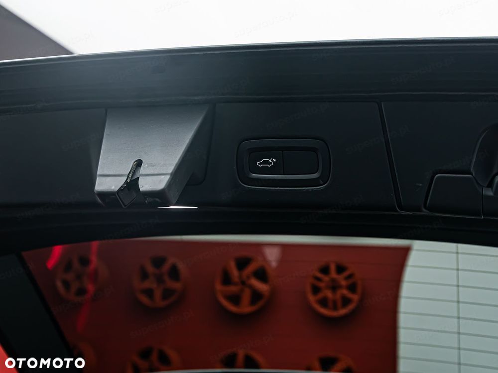 Volvo V90 - 32
