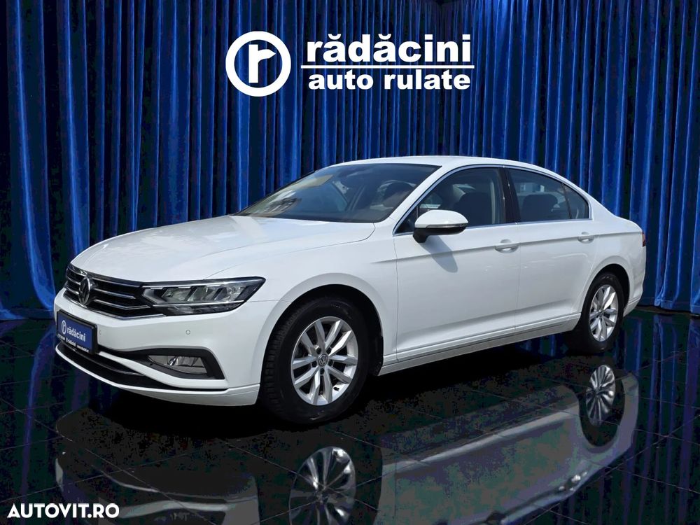 Volkswagen Passat 1.6 TDI DSG Comfortline - 1