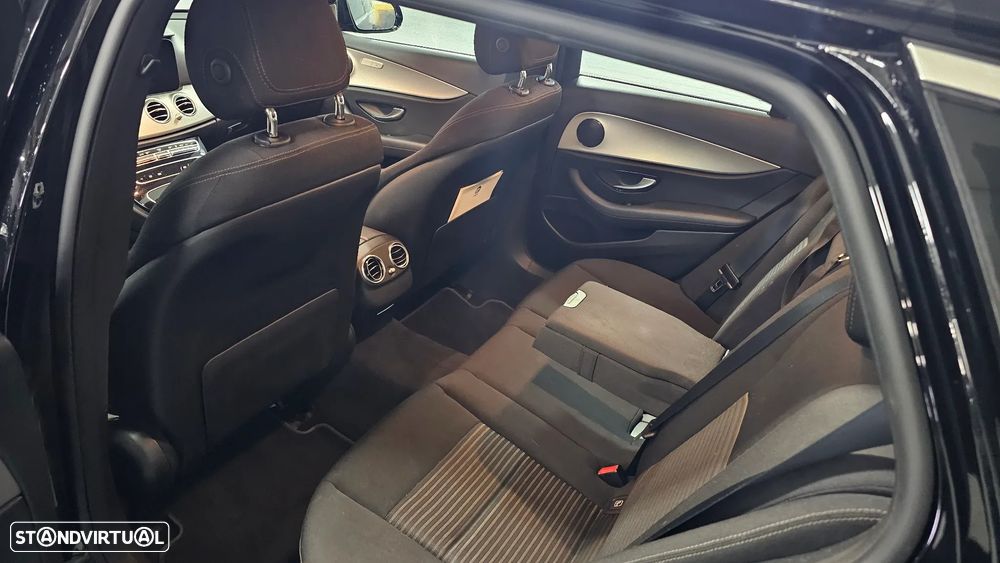 Mercedes-Benz E 300 - 6