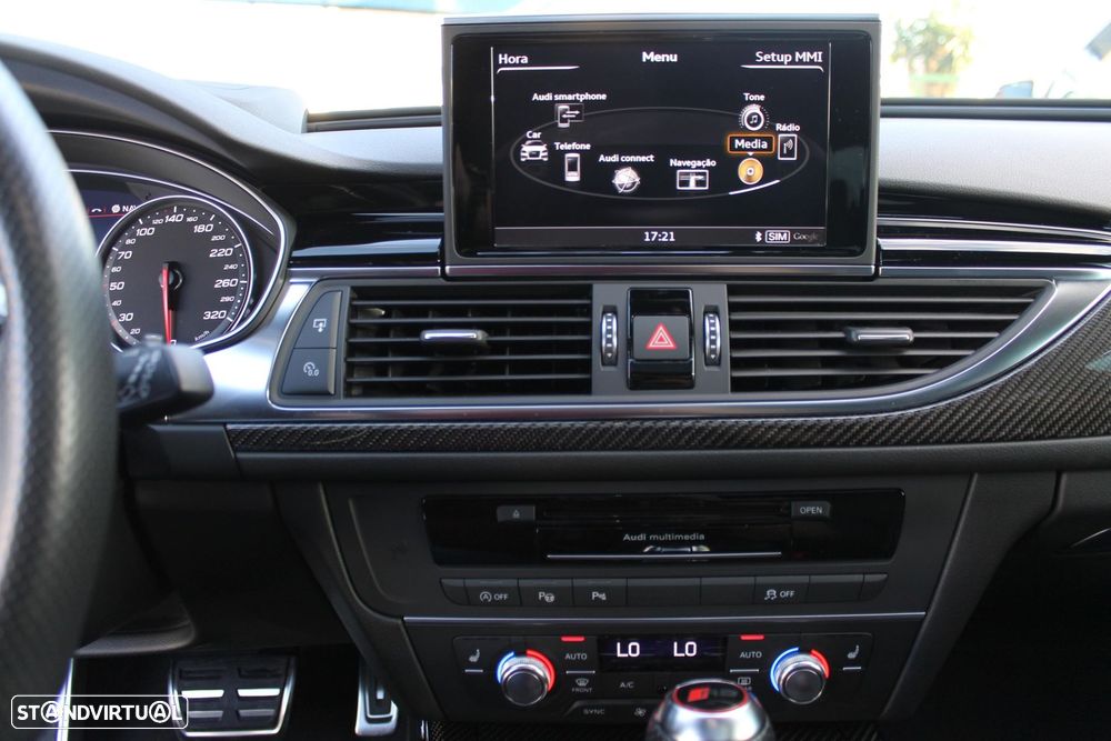 Audi RS6 Avant - 29