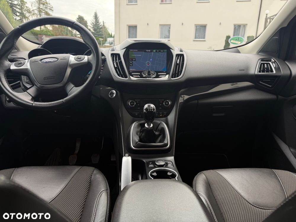 Ford Kuga 1.5 EcoBoost 2x4 Titanium - 29