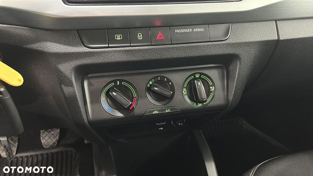 Skoda Fabia 1.0 TSI Ambition - 22