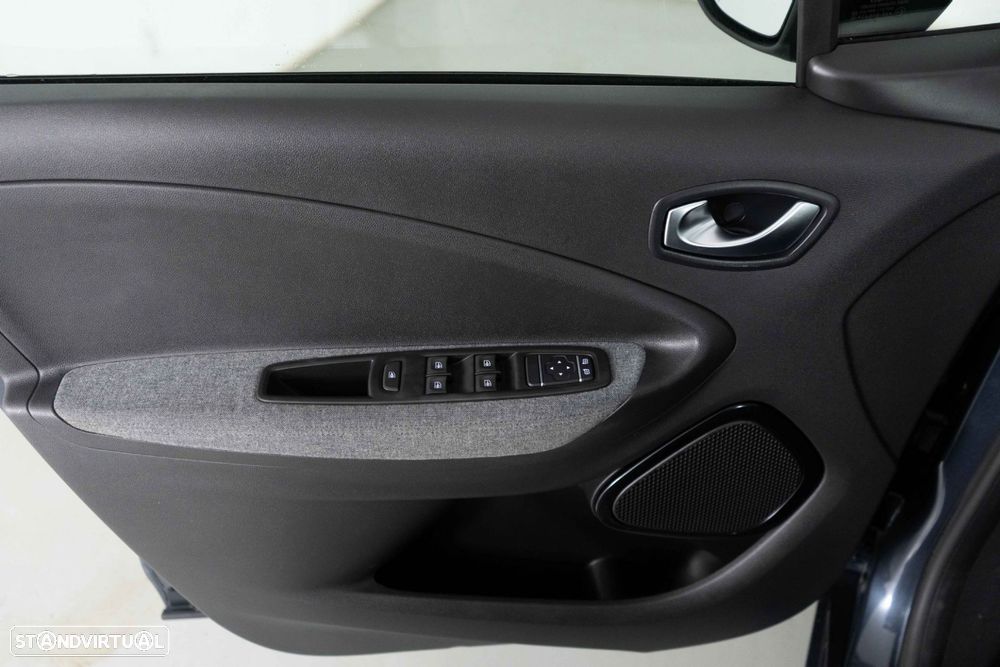 Renault Zoe (c/ Bateria) Limited 50 - 19