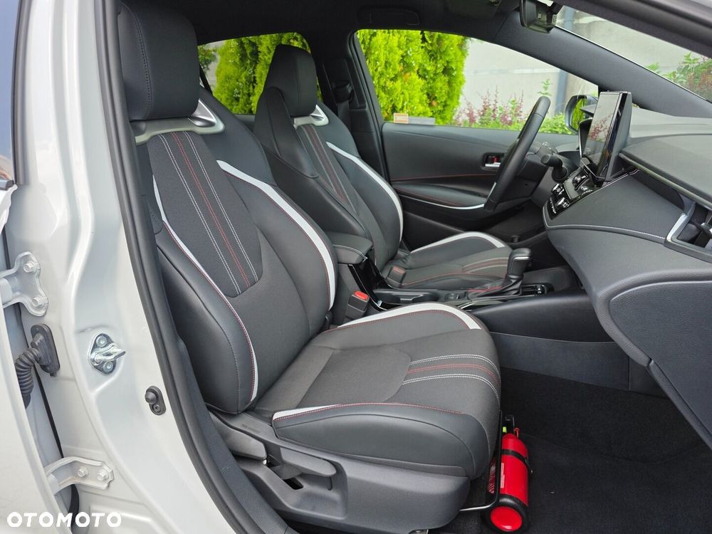 Toyota Corolla 1.8 Hybrid GR Sport - 21