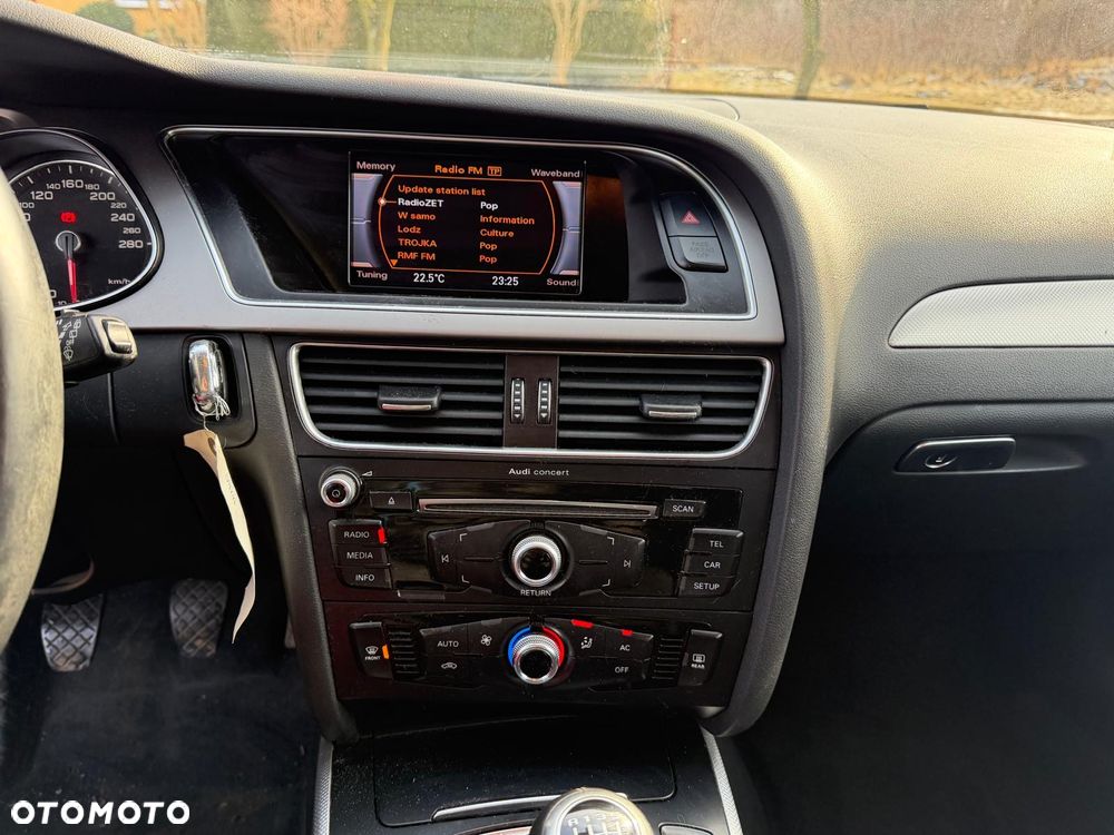 Audi A4 Avant 2.0 TDI DPF - 14