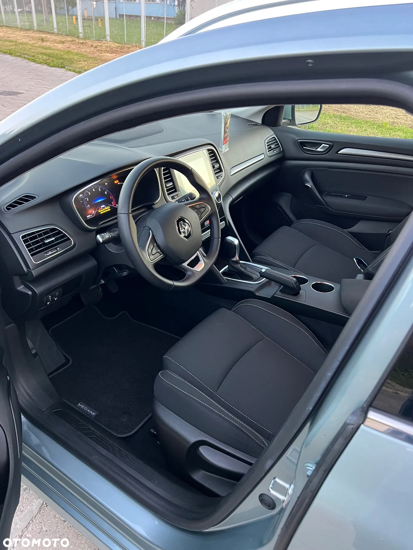 Renault Megane 1.3 TCe FAP Intens EDC - 11