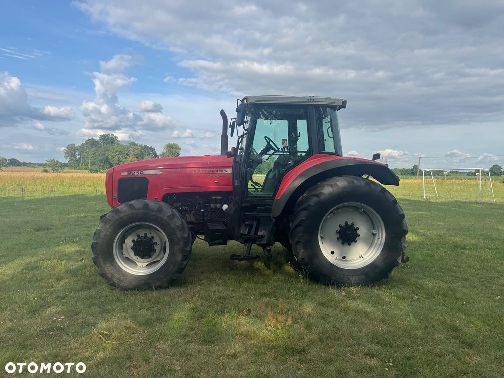 Massey Ferguson 8250 PowerControl - 5