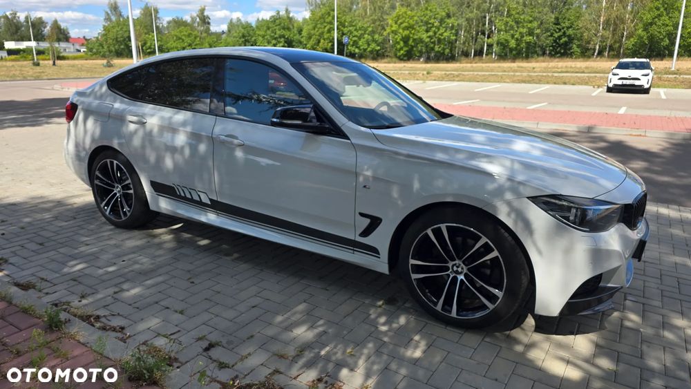 BMW 3GT 318d M Sport - 9