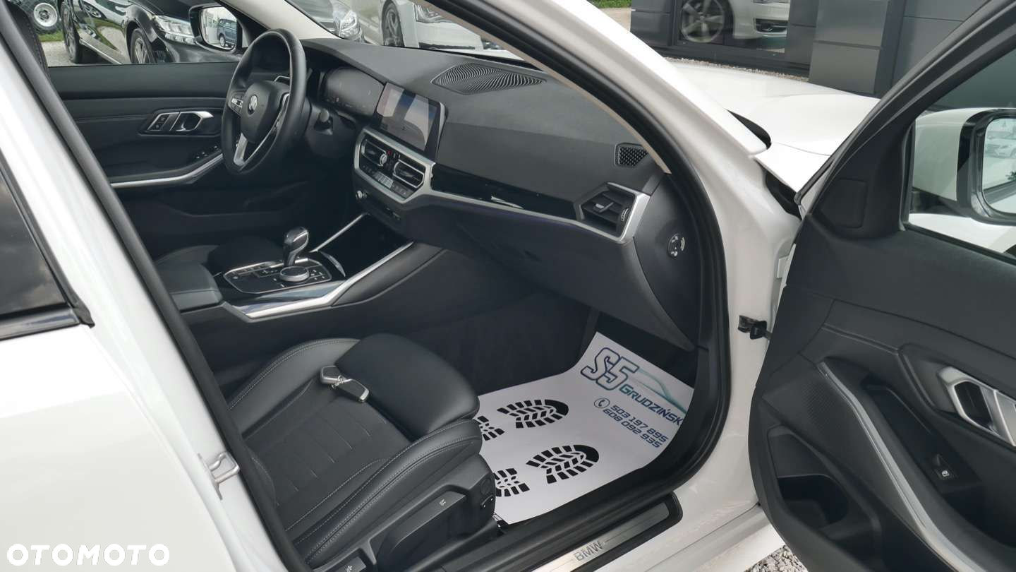 BMW Seria 3 - 18