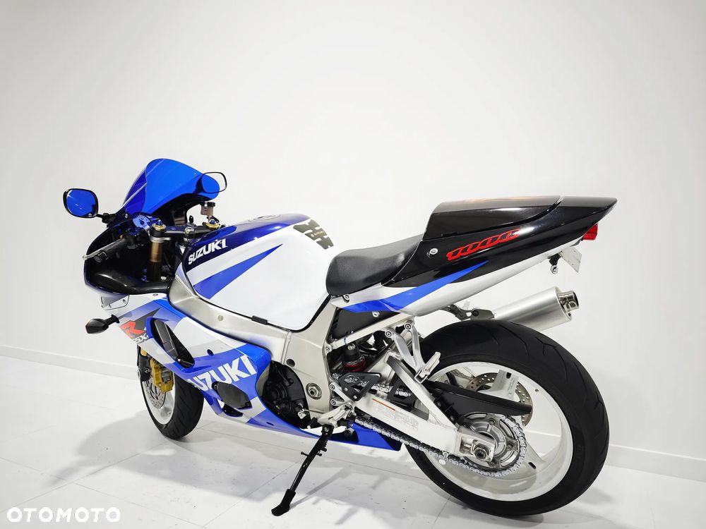 Suzuki GSX-R - 24