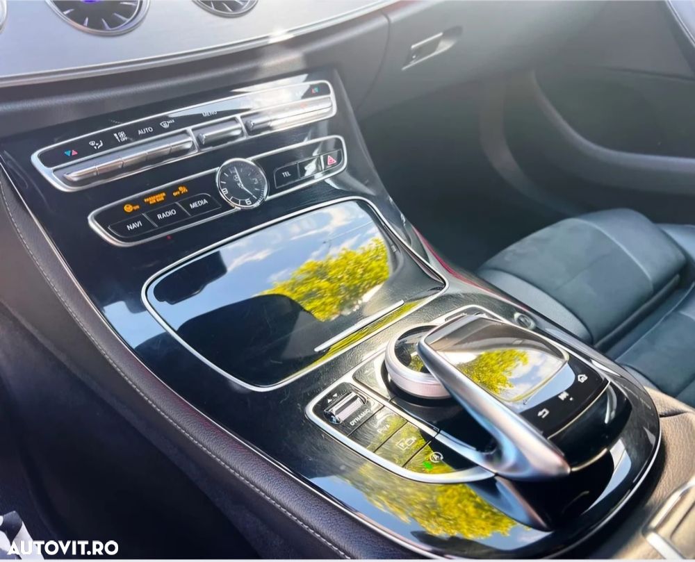 Mercedes-Benz CLS 450 4MATIC Aut - 24