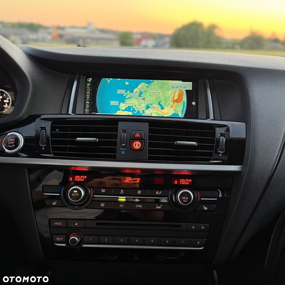 BMW X3 xDrive20d xLine - 38