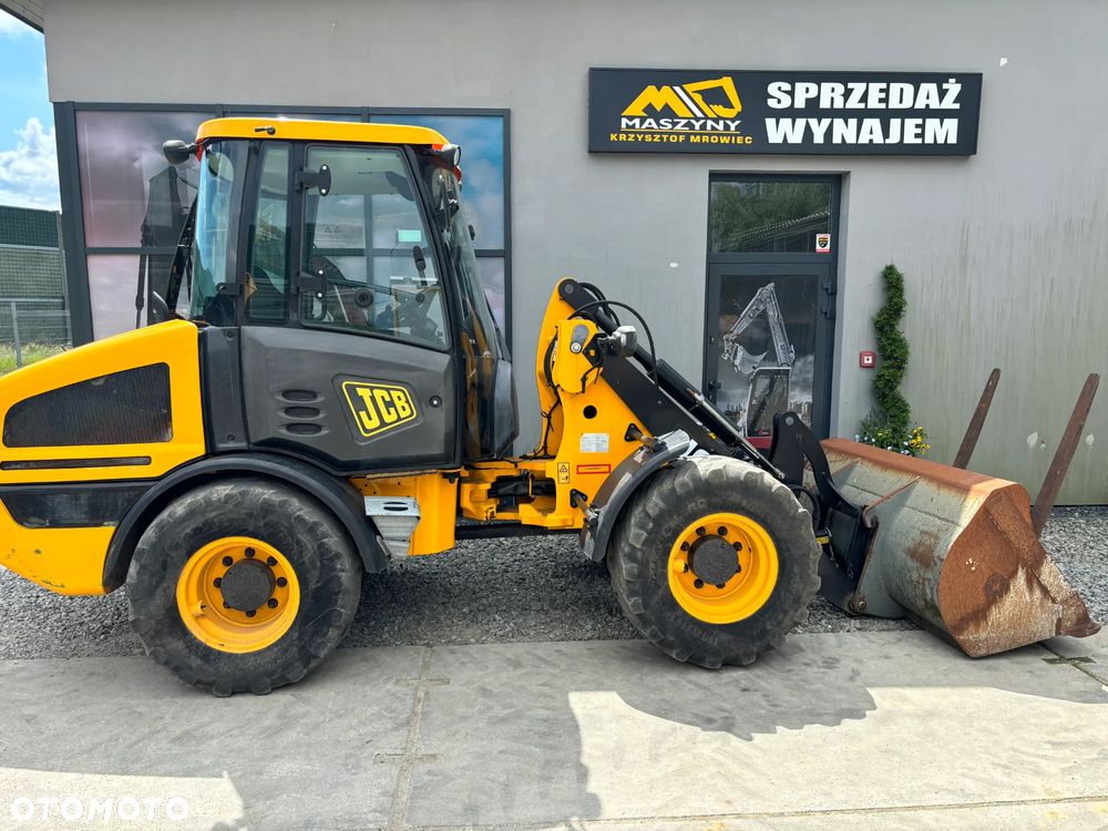 Komatsu WA100 M - 17