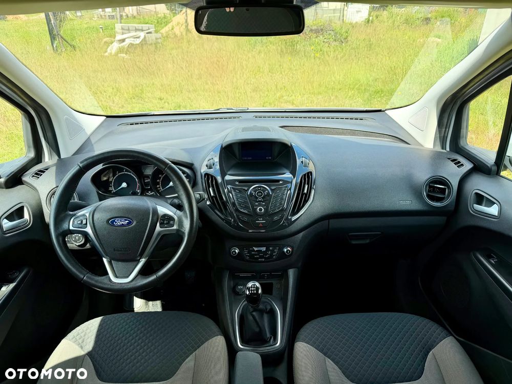 Ford Tourneo Courier 1.0 EcoBoost S&S Titanium - 8