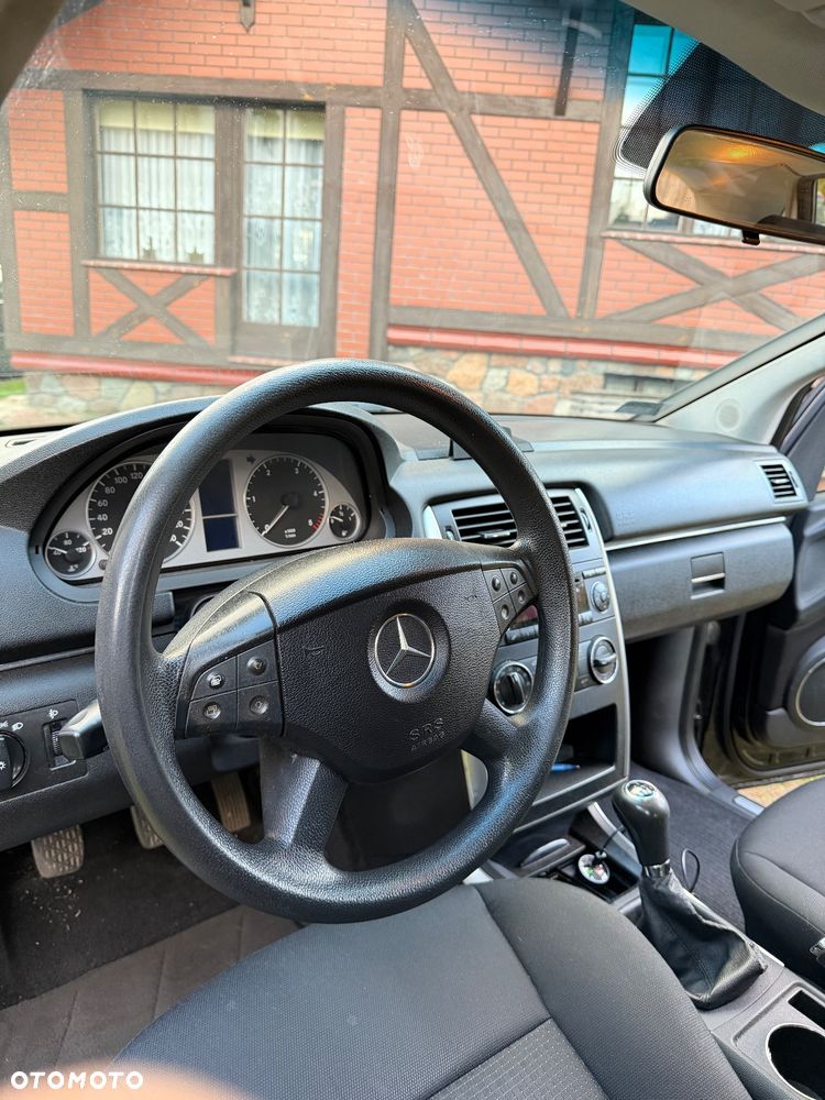 Mercedes-Benz Klasa B 180 CDI - 6