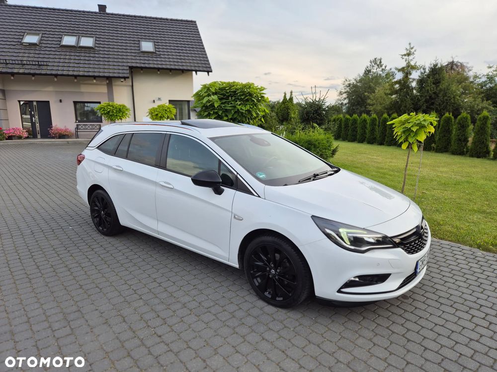 Opel Astra 1.6 D (CDTI) Dynamic - 22