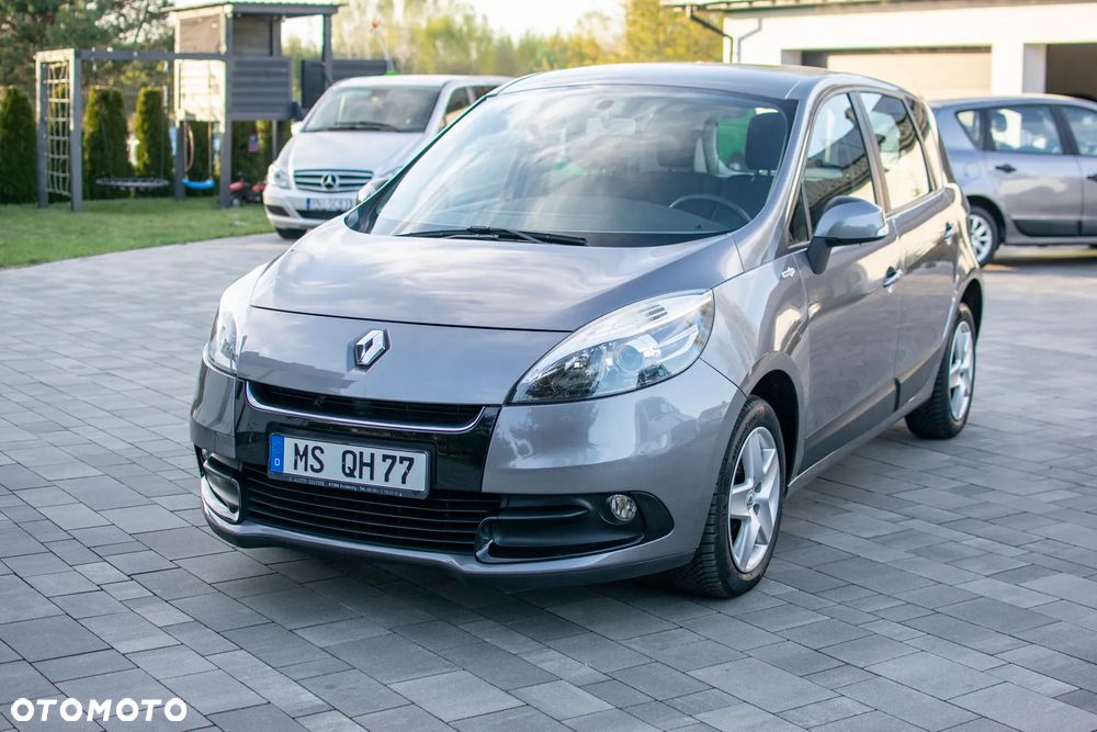 Renault Scenic - 25