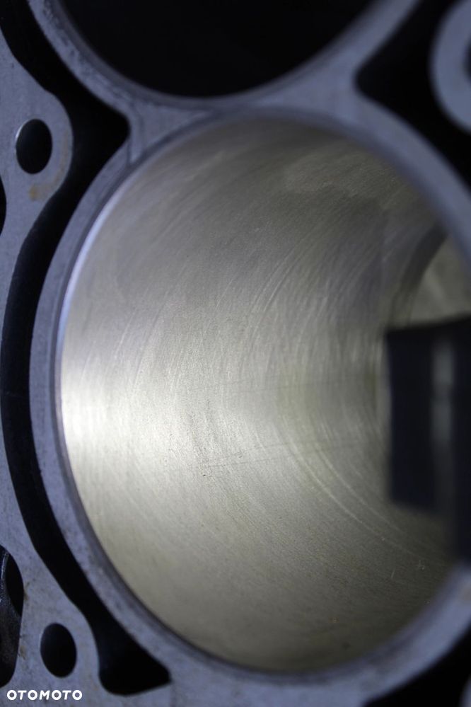 BLOK SILNIKA BMW N62B48 4.8B NOWE TULEJE REGENEROWANY E60 E61 E63 E64 E65 E66 X5 E53 X5 E70 - 8