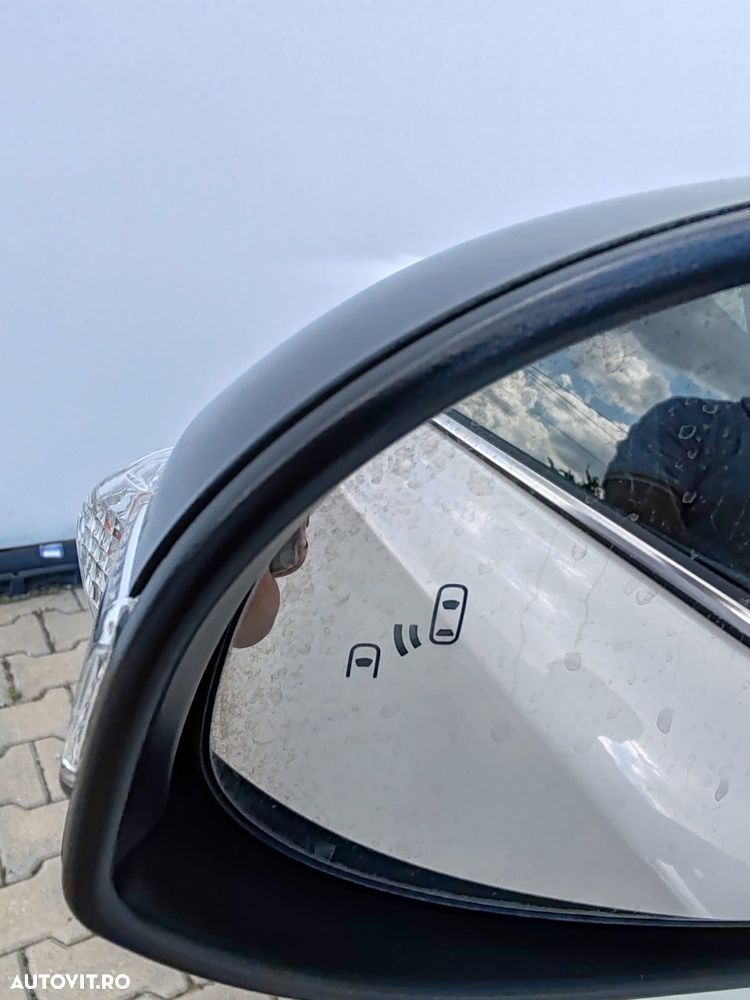 Toyota C-HR 1.8 HSD 4x2 CVT C-lassy LED - 25