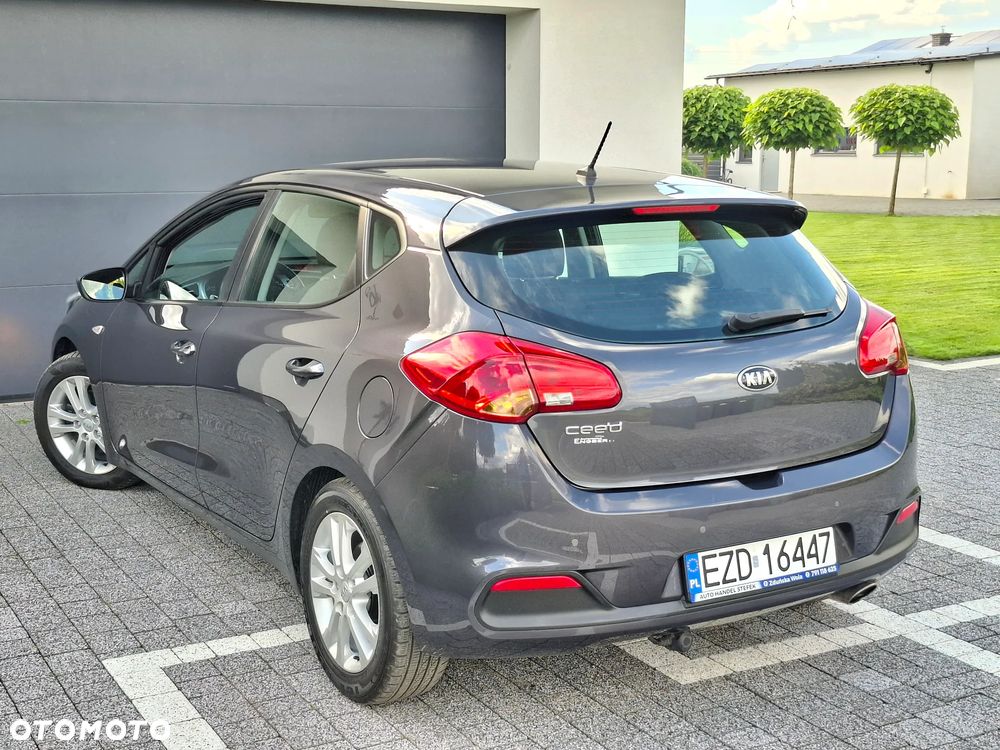 Kia Ceed 1.4 CVVT Spirit - 13