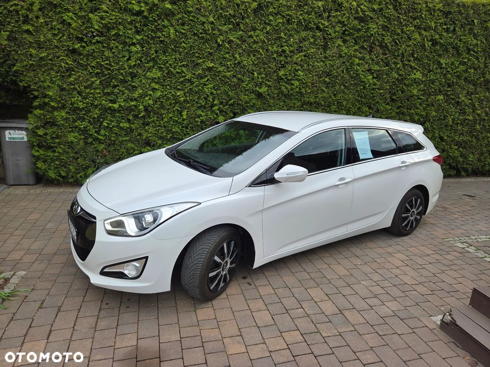 Hyundai i40 i40cw 1.6 Fifa World Cup Edition - 1